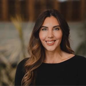 Meet your Posher, Leanne